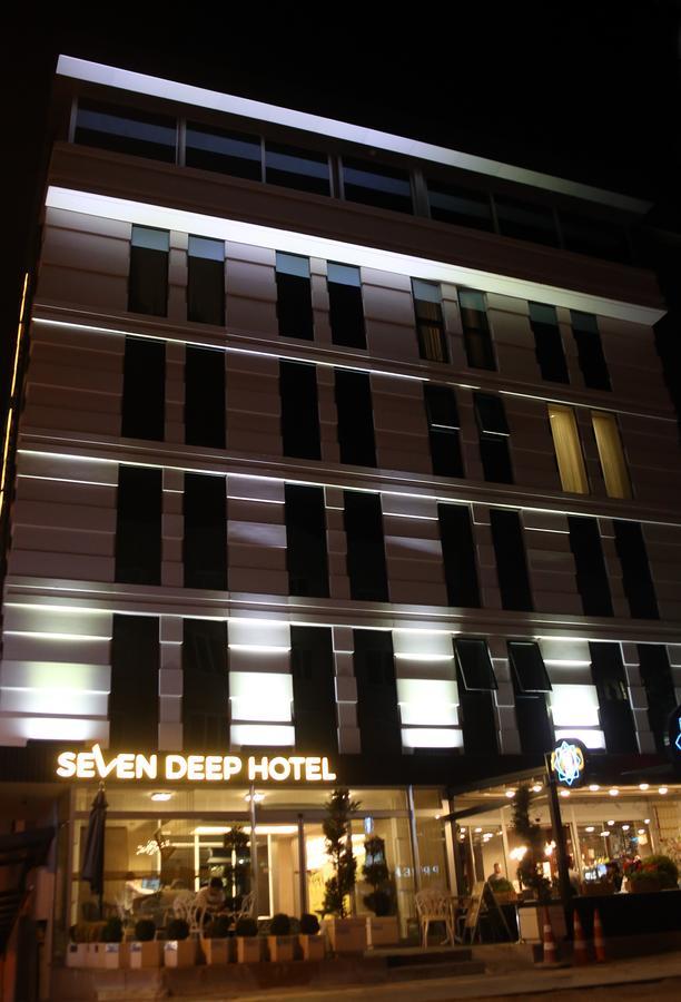 Otel Seven Deep 3*