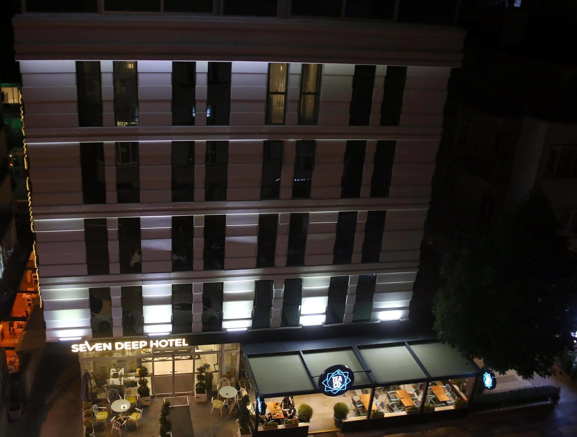 Otel Seven Deep